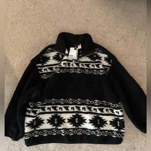 H&M DIVIDED Half-Zipped Teddy Jacket long sleeved